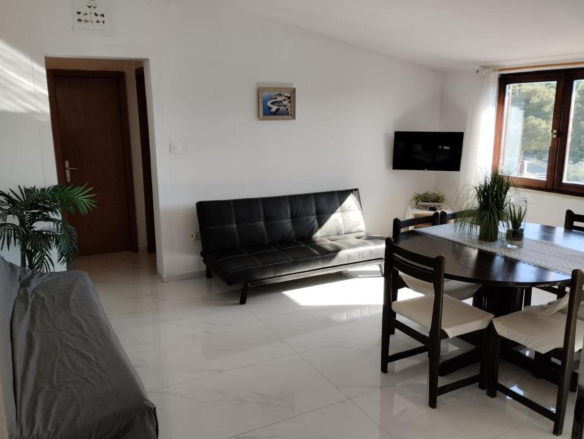Braco Apartments By The Sea With A Sea View Zaboric Exteriör bild