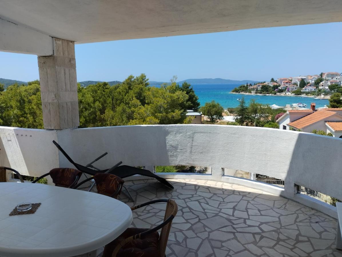 Braco Apartments By The Sea With A Sea View Zaboric Exteriör bild