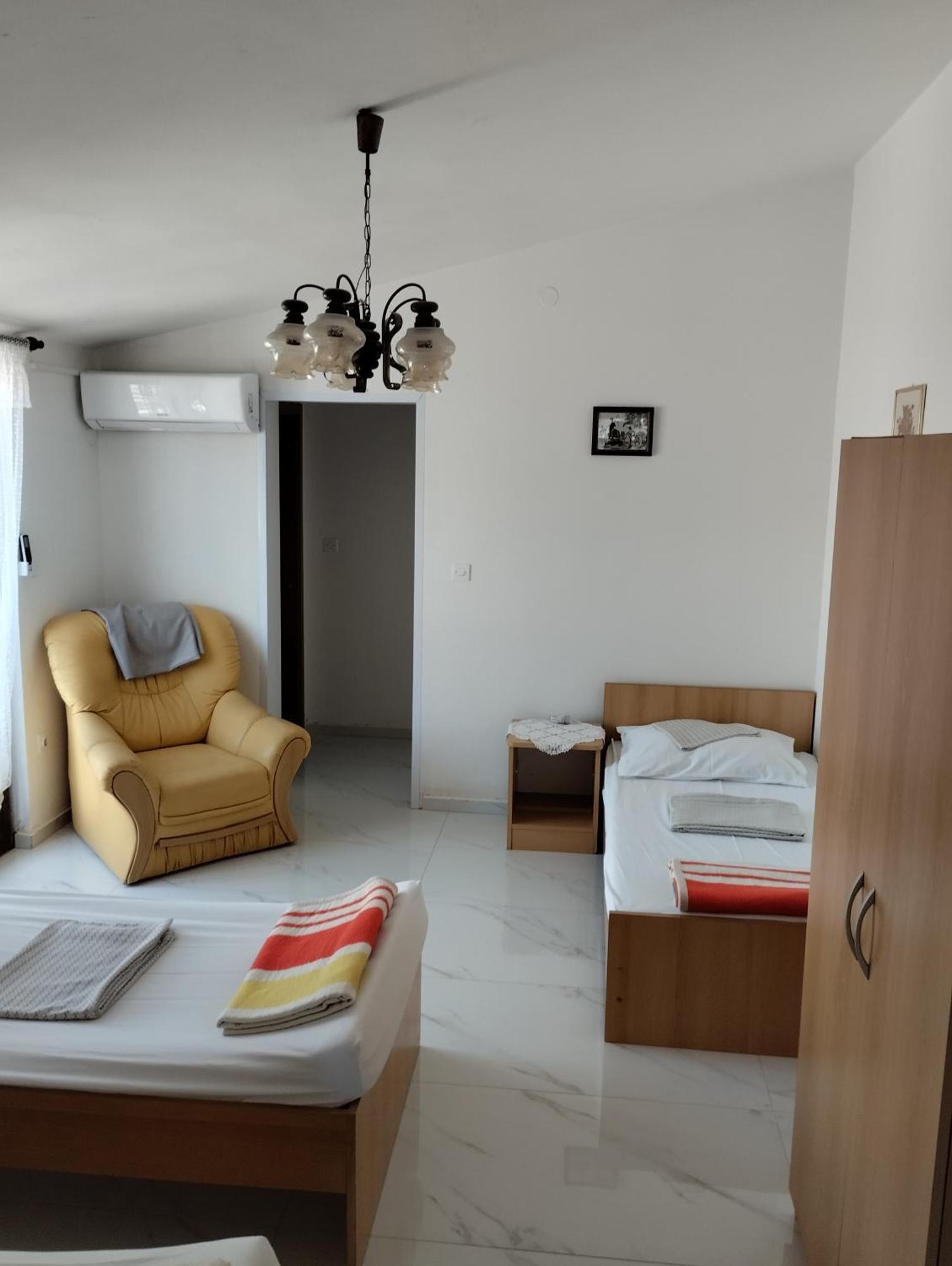 Braco Apartments By The Sea With A Sea View Zaboric Exteriör bild